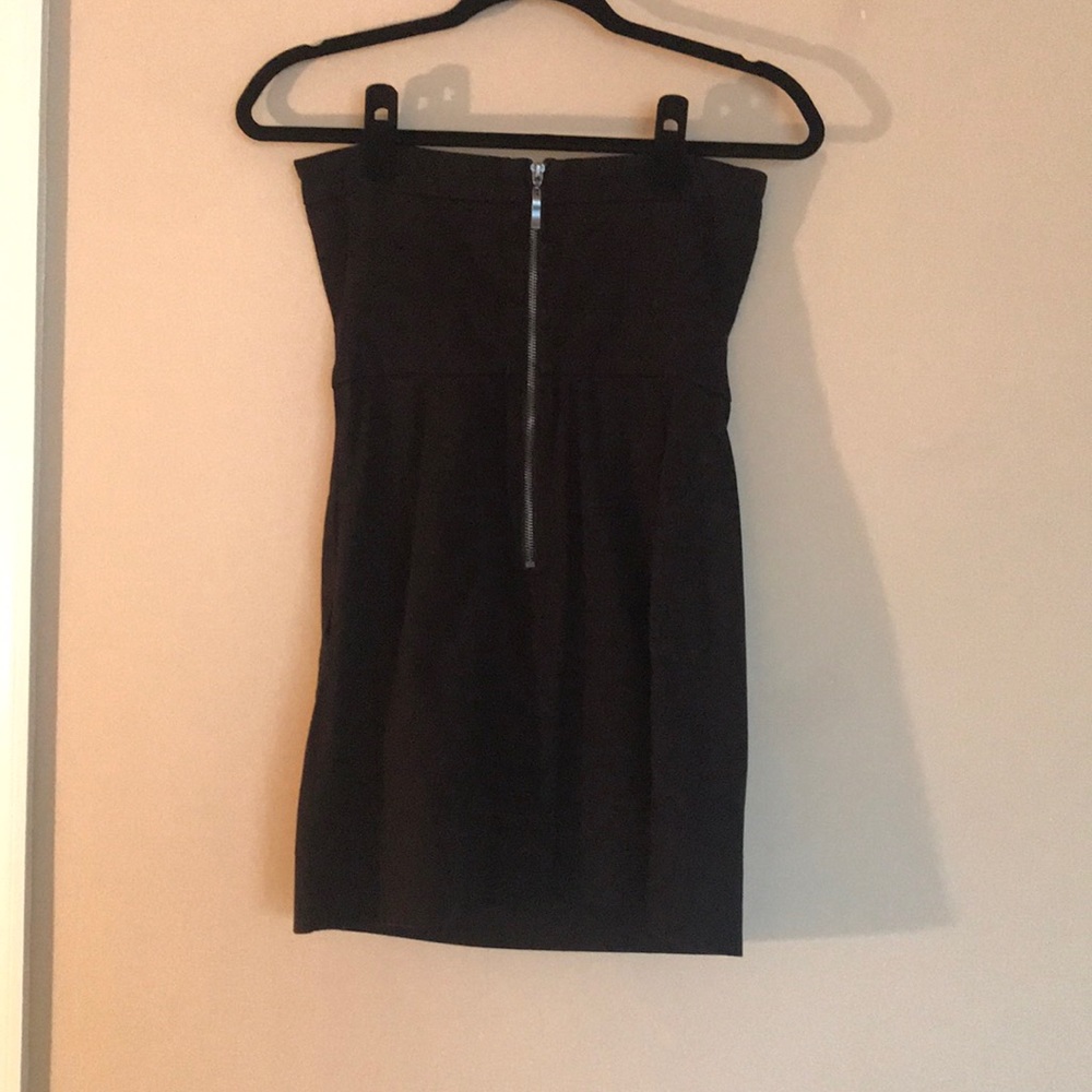 Little Black Dress - Picture 3 of 5
